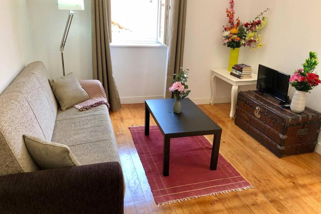 32 2 - Heart Of Lisbon Private Apartment, Bairro Alto Екстериор снимка