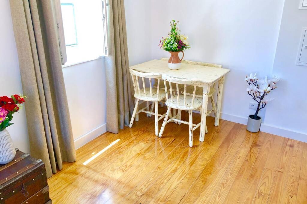 32 2 - Heart Of Lisbon Private Apartment, Bairro Alto Екстериор снимка