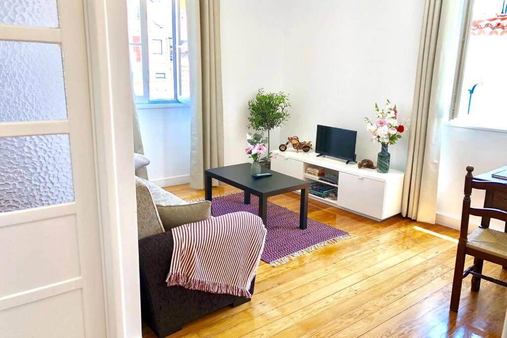 32 2 - Heart Of Lisbon Private Apartment, Bairro Alto Екстериор снимка