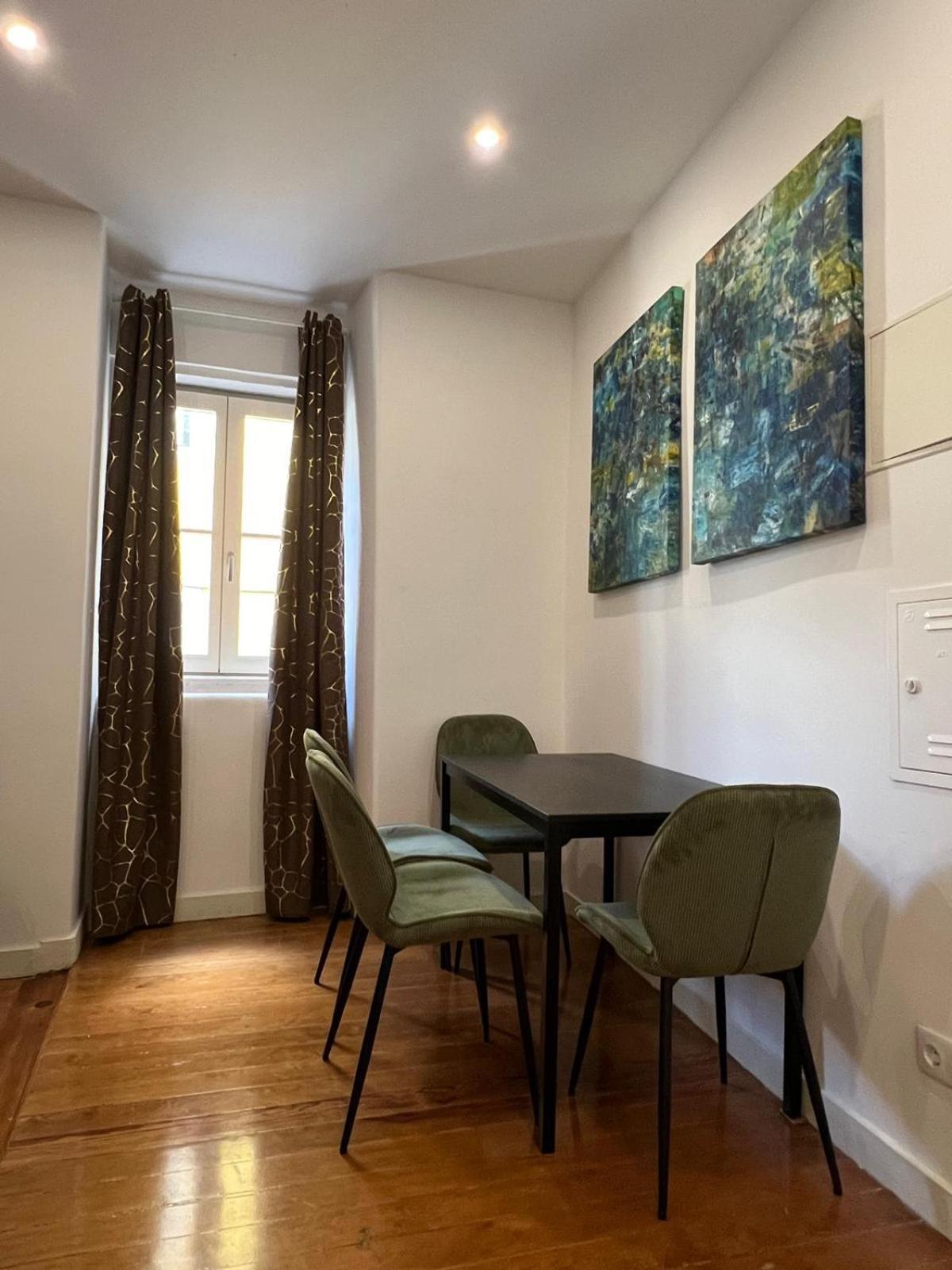 32 2 - Heart Of Lisbon Private Apartment, Bairro Alto Екстериор снимка