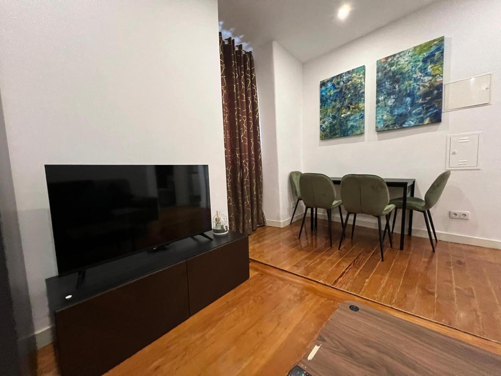 32 2 - Heart Of Lisbon Private Apartment, Bairro Alto Екстериор снимка